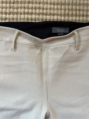 Lyssé New York Boyfriend Denim Cream Women's Stretch Jeggings, Medium